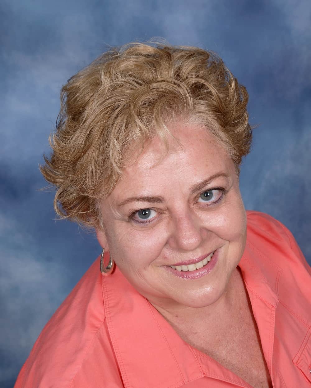 Laura Lewis : Director of Operations