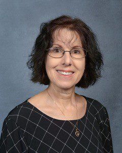 Mary Ann Ogrodowski : Receptionist